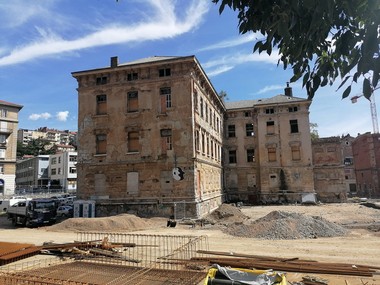 Trenutak za pamćenje: Potpisan ugovor s izvođačem radova na izgradnji nove središnje zgrade Gradske knjižnice Rijeka