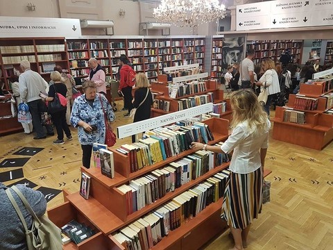 Godina na izmaku kroz naočale Gradske knjižnice Rijeka: pred vratima (načitanije) budućnosti